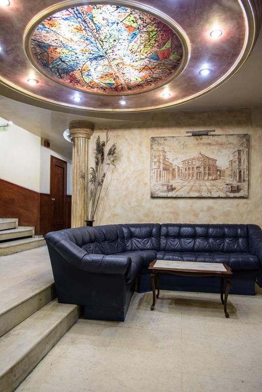 Art Hotel Varna Luaran gambar